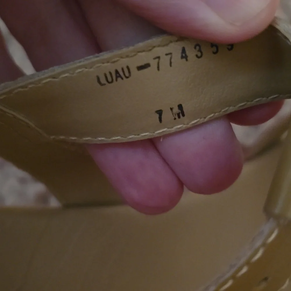 J.Jill Women's Tan Wedge Sandals EUC Size 7 (0718)